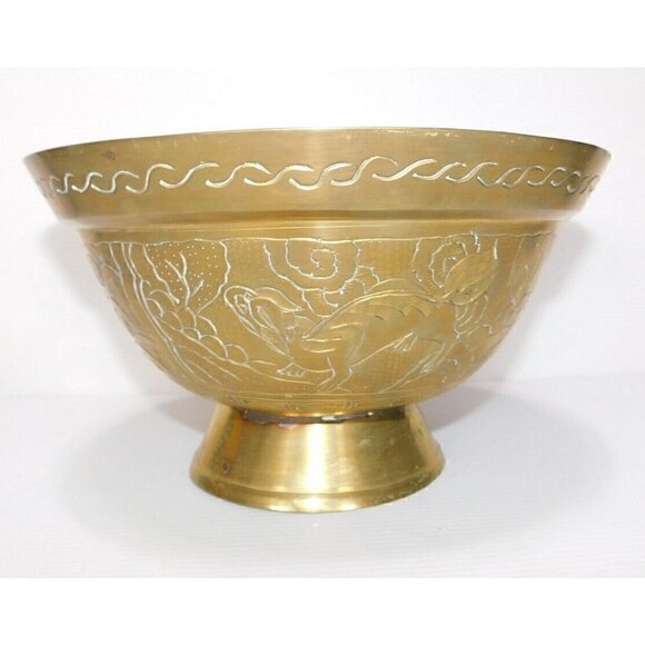 Vintage bronze or brass Asian decorative 10" bowl, 5.5" tall - Picture 3 of 6